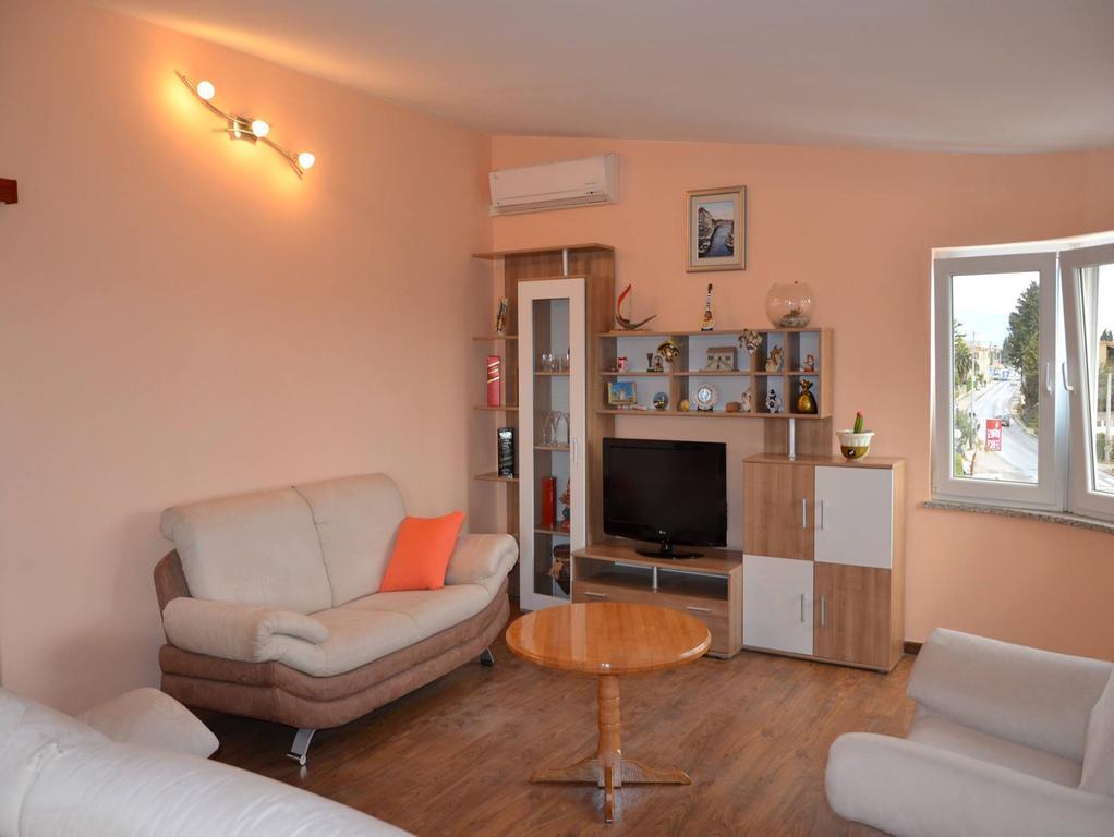 Apartman Julienne Kaštela Quarto foto